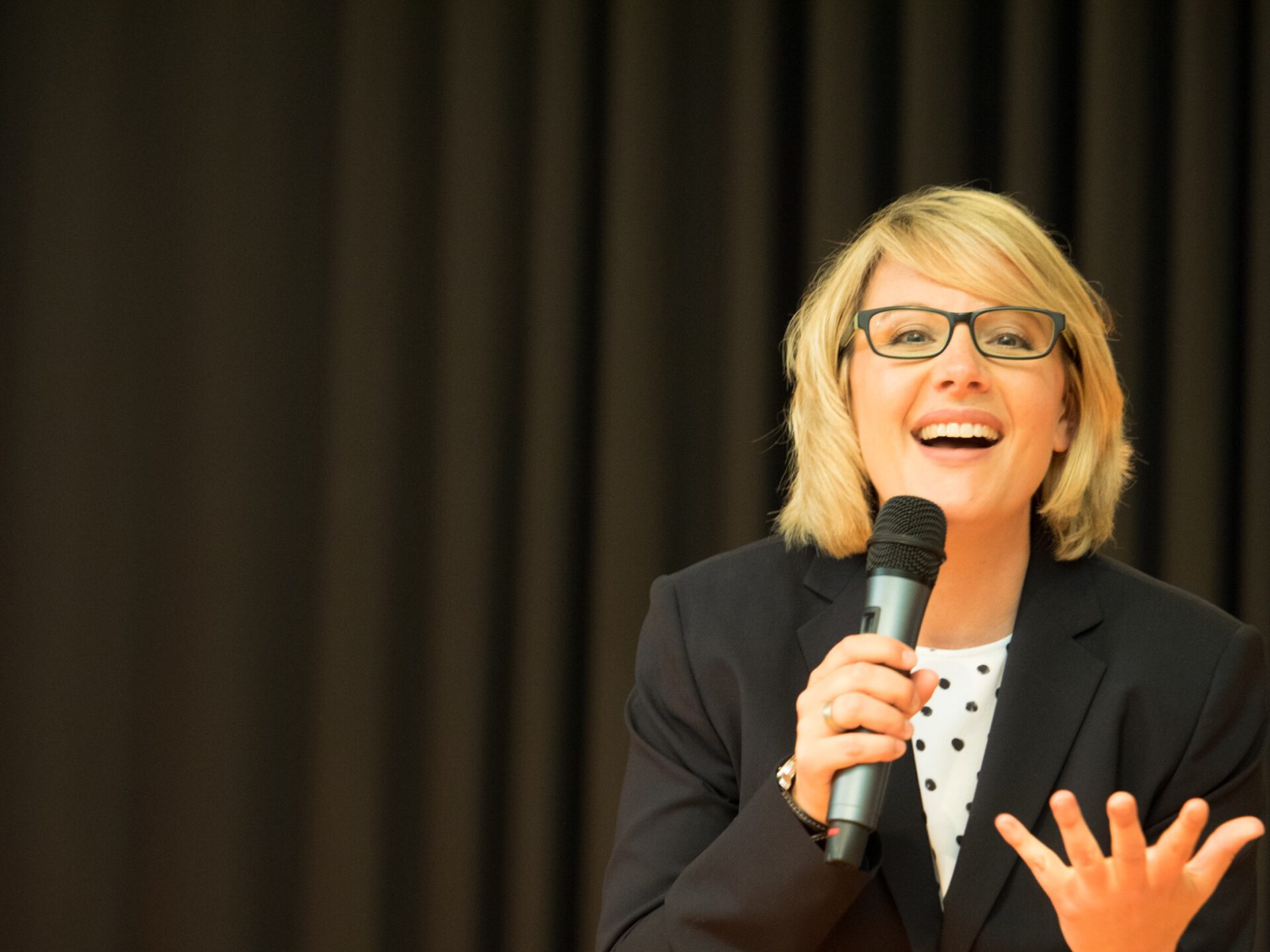 Katja Voigt moderiert Katja Voigt - Moderatorin und Trainerin